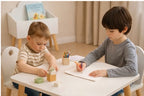 Conjunto Infantil Mesa & Dos Sillas “Little Moments” | Diseño nórdico y funcional